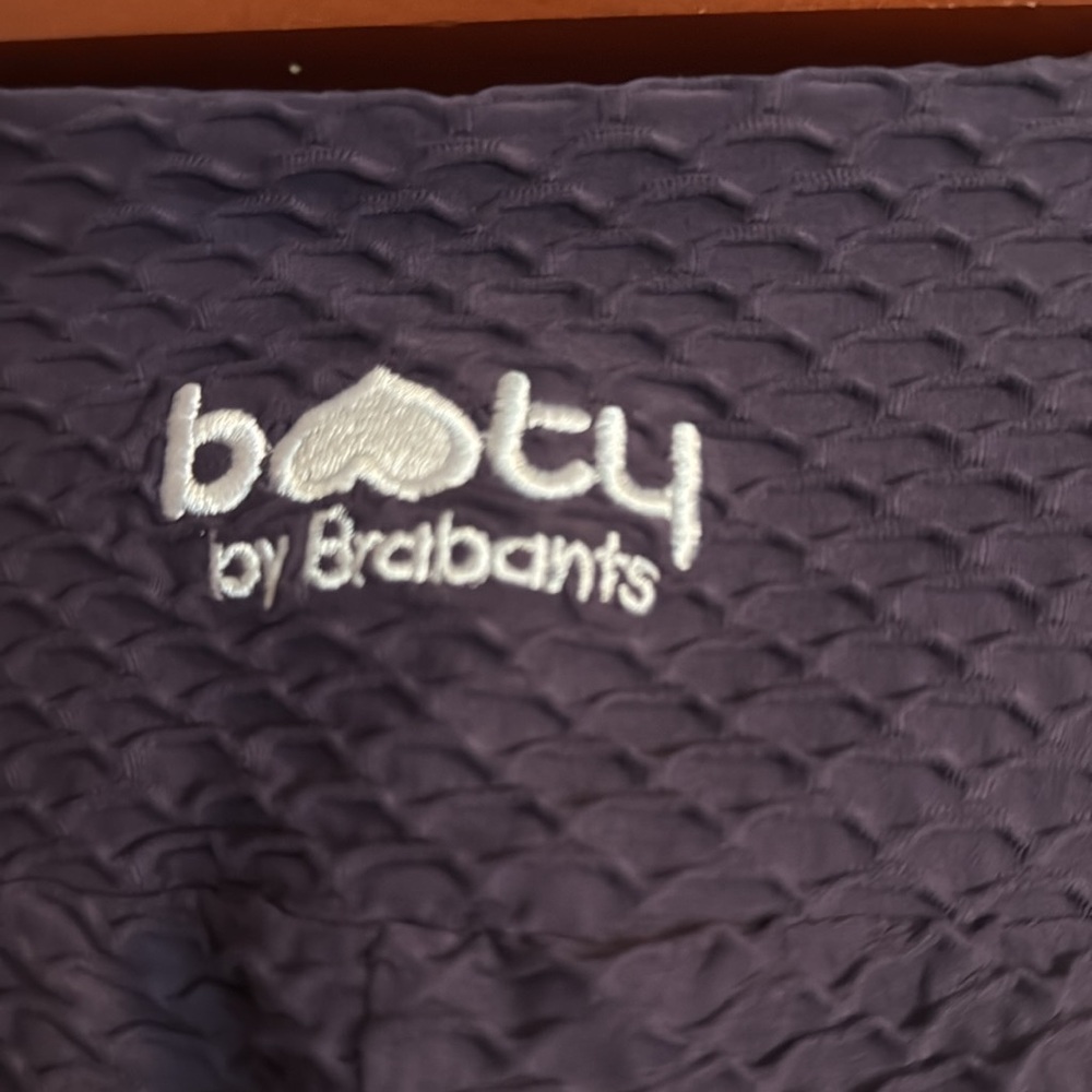 Plum cropped booty by Brabants workout pants - Picture 2 of 4